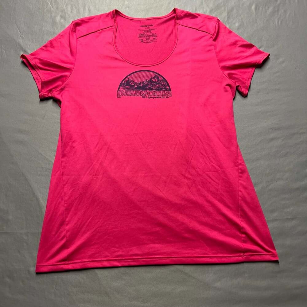 Patagonia Capilene Cool Daily Graphic Shirt Size XL Pink Mountain Logo